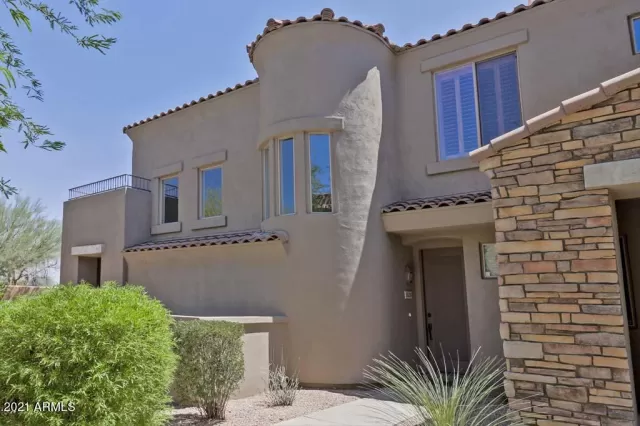 MLS: 6264562 Condo For Sale