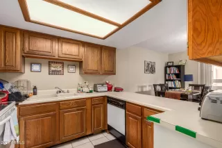 Photo #5: 6264879 Listing 