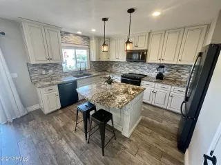 Photo #1: 6264975 Listing 