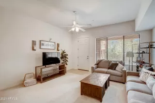 Photo #5: 6265009 Listing