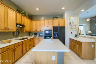 Photo #5: 6265020 Listing