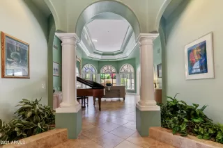 Photo #5: 6265083 Listing