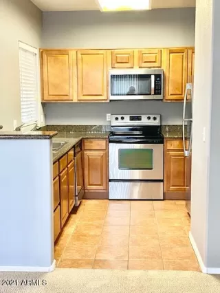Photo #5: 6265162 Listing