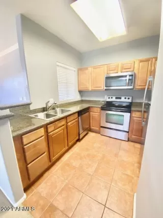 Photo #6: 6265162 Listing