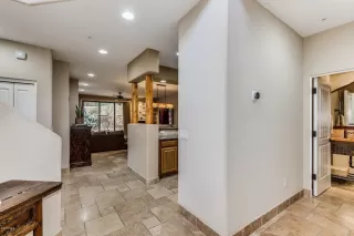 Photo #4: 6265380 Listing