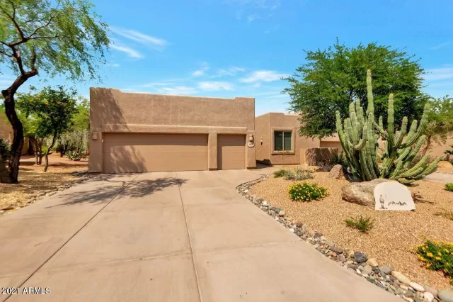 MLS: 6265384 Condo For Sale
