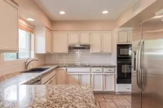 Photo #3: 6265446 Listing