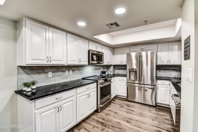 MLS: 6265748 Condo For Sale