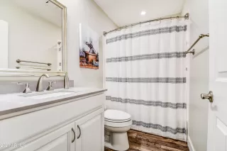 Photo #5: 6265748 Listing