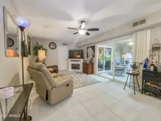 Photo #4: 6266141 Listing