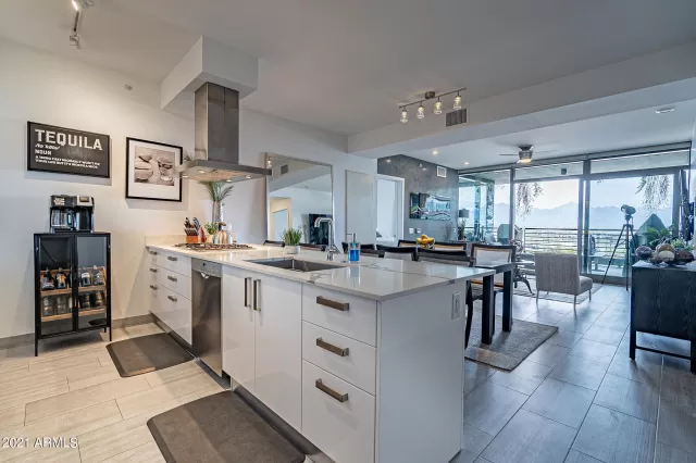 MLS: 6266148 Condo For Sale