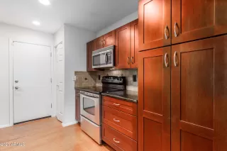 Photo #3: 6266169 Listing