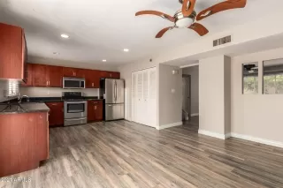 Photo #6: 6266252 Listing