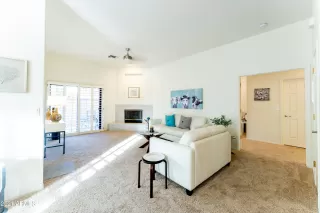 Photo #4: 6266457 Listing