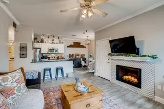 Photo #4: 6267037 Listing