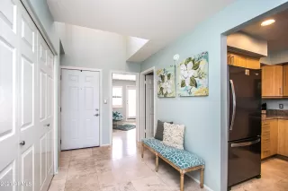 Photo #5: 6267271 Listing