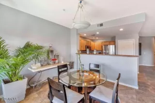 Photo #4: 6267449 Listing