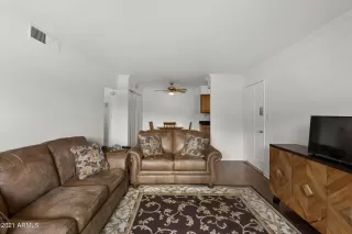Photo #4: 6267634 Listing