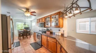 Photo #5: 6267992 Listing 