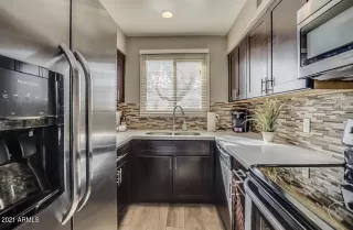 Photo #5: 6268004 Listing