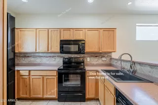 Photo #3: 6268220 Listing