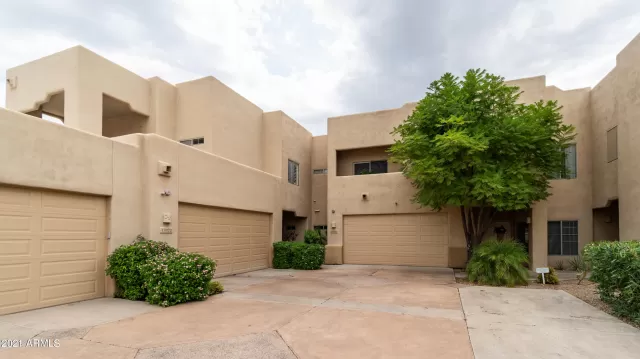 MLS: 6268241 Condo For Sale