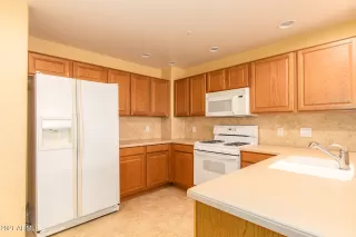 Photo #5: 6268439 Listing 