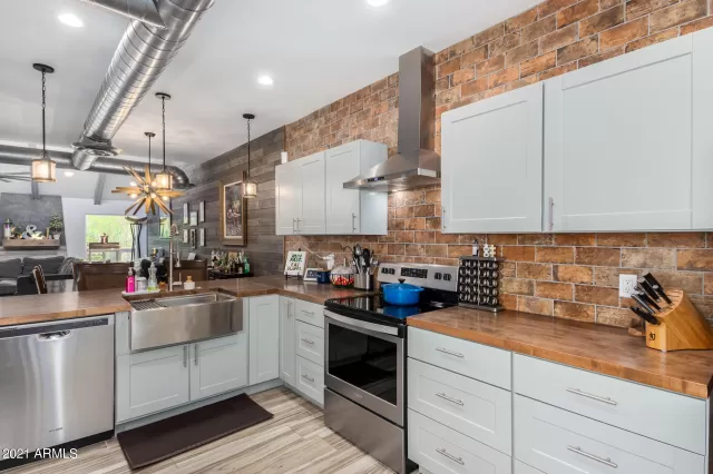 MLS: 6268459 Condo For Sale