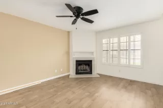 Photo #6: 6268683 Listing