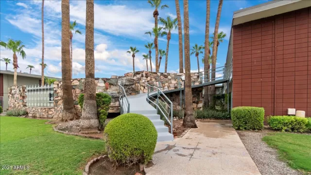 MLS: 6268848 Condo For Sale