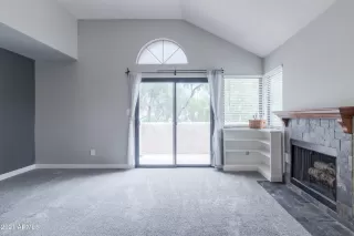 Photo #4: 6268855 Listing