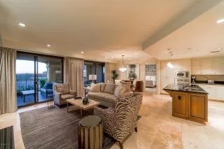 Photo #3: 6269049 Listing