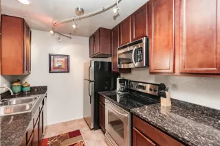 Photo #6: 6269129 Listing