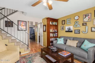 Photo #5: 6269625 Listing