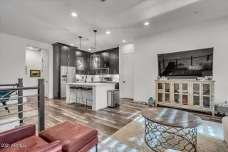 Photo #5: 6269768 Listing