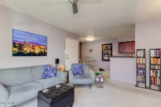 Photo #4: 6269905 Listing