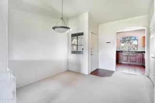 Photo #4: 6270039 Listing