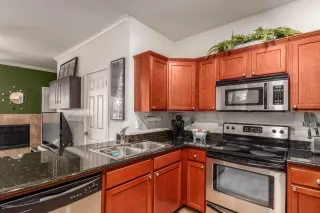 Photo #5: 6270146 Listing