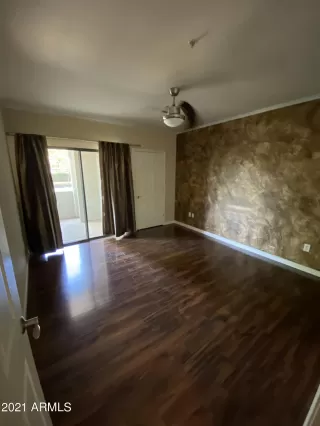 Photo #3: 6270314 Listing