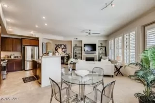 Photo #3: 6270380 Listing