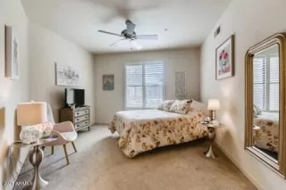 Photo #6: 6270380 Listing