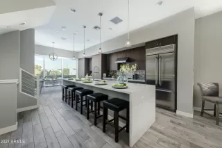 More Details about MLS # 6270433 : 3111 N 71ST STREET