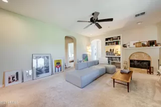 Photo #4: 6270440 Listing 