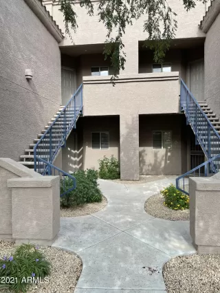 Photo #6: 6270557 Listing
