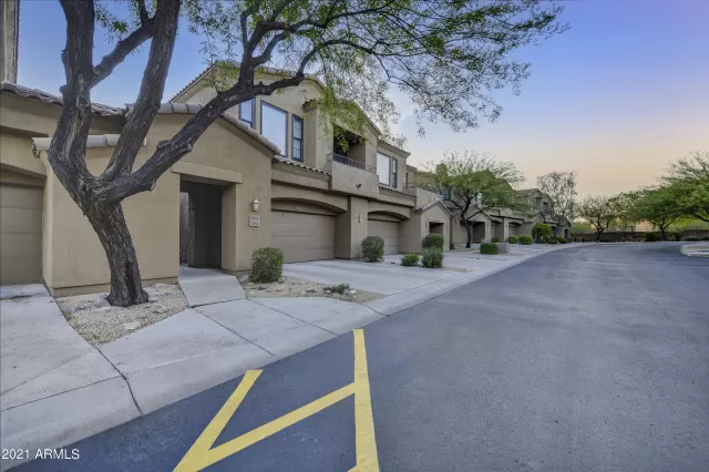 MLS: 6270935 Condo For Sale