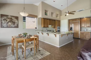 Photo #6: 6270941 Listing