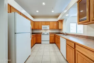 Photo #2: 6271016 Listing