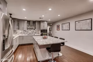 Photo #5: 6271200 Listing 