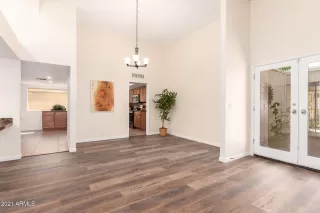 Photo #3: 6271351 Listing