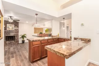 Photo #6: 6271351 Listing